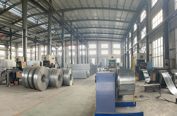 自己的生产基地